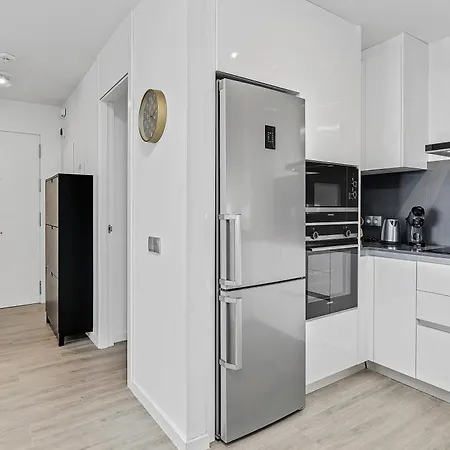 Modern 3 Bed In Cancelada Appartement